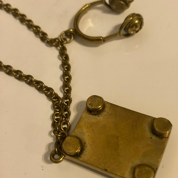 ๐ตDJ STAR RETRO NECKLACE! - Picture 2 of 4